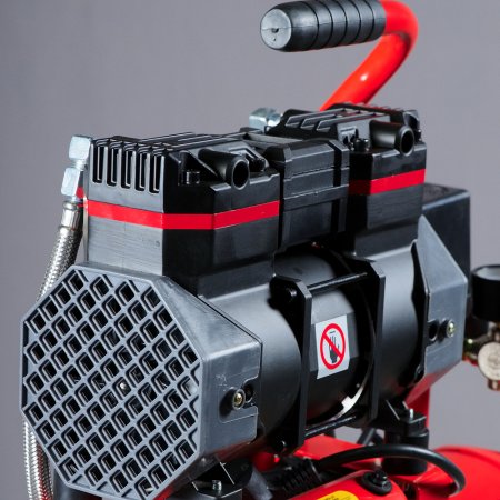 Компрессор безмасляный малошумный FUBAG Свободный Воздух (Free Air) 170/9/1.5 S в Петрозаводске фото